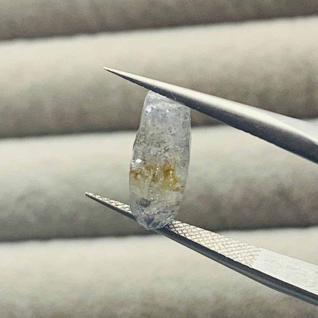 大粒‼︎ 世界的に珍しいスリランカ産　サファイア原石(ガラスボディ)④