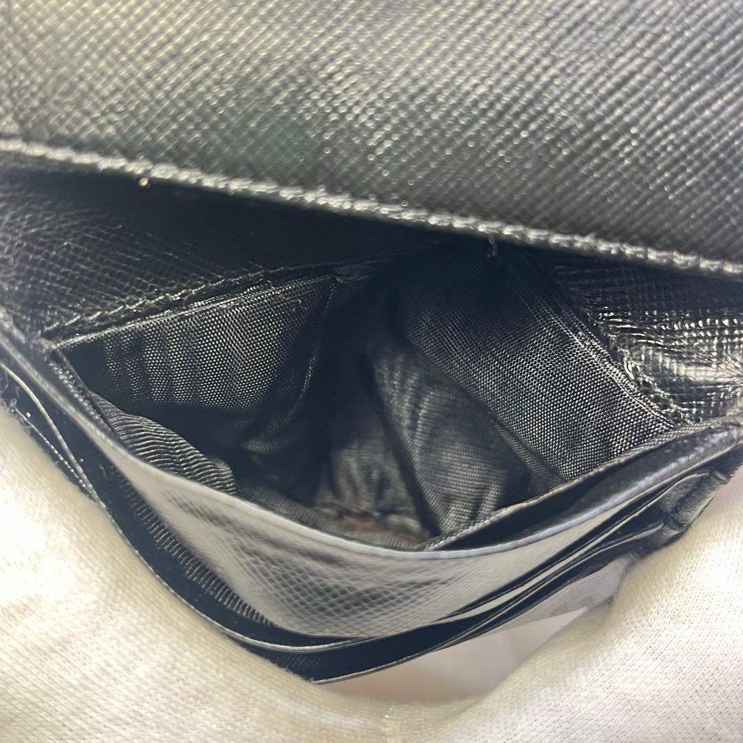 正規品　PRADA プラダ　三つ折り財布　三角プレート　ブラック　ナイロン