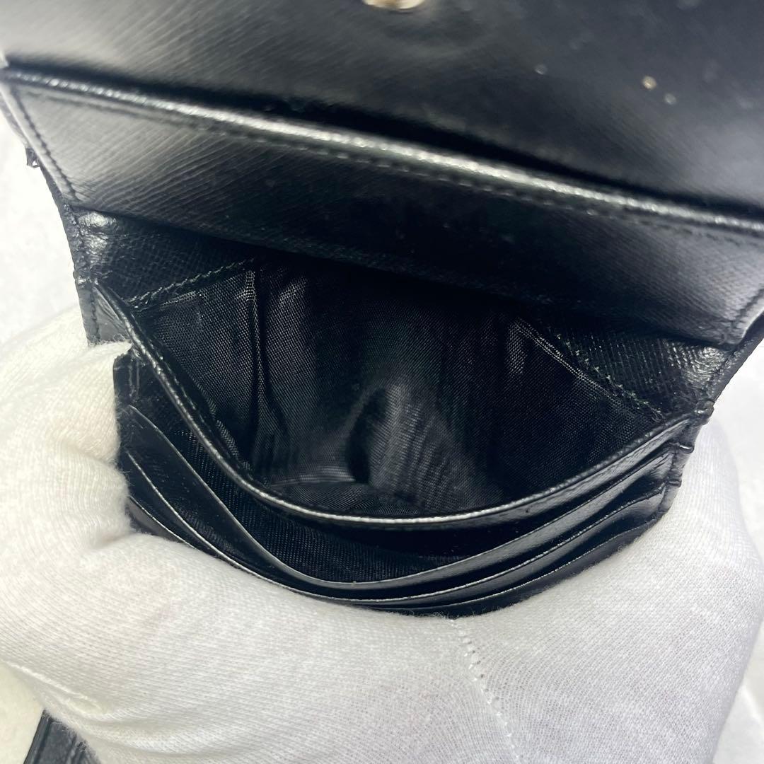 正規品　PRADA プラダ　三つ折り財布　三角プレート　ブラック　ナイロン