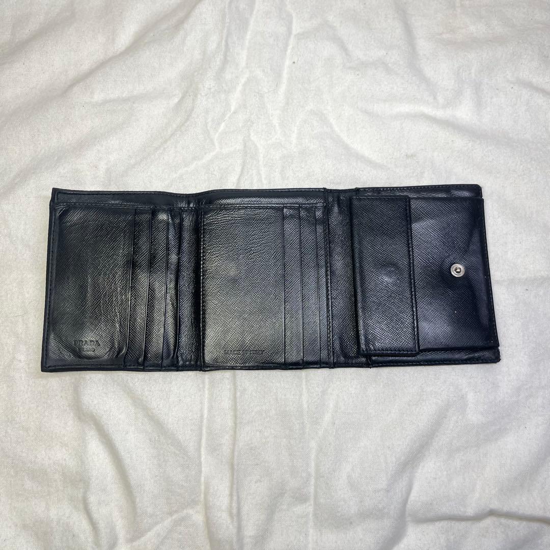 正規品　PRADA プラダ　三つ折り財布　三角プレート　ブラック　ナイロン