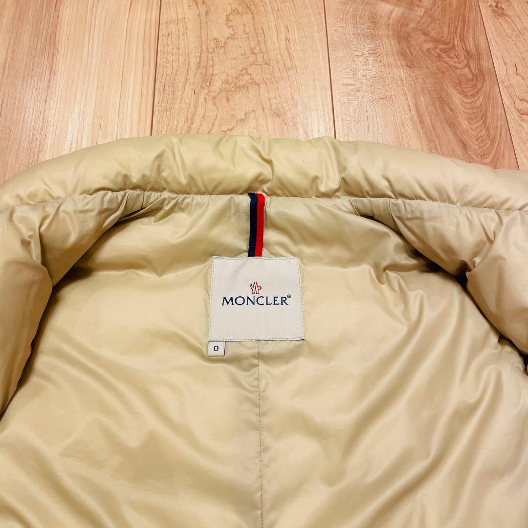 ⭐️モンクレール ダウンベスト 胸元ロゴワッペン インナーダウン