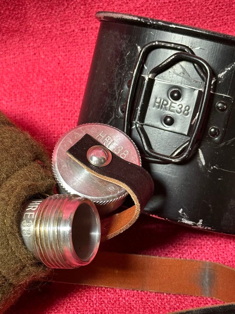 【専用】WWⅡドイツ軍／M31型アルミカップ付水筒＆兵下士官用ストレートスコップ