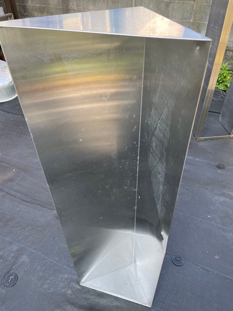 業務用ステンレス壁掛け棚・ステンレス棚（３〕