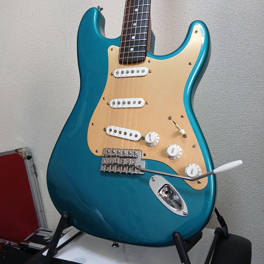 こだわりパーツ　ストラトキャスタータイプ　コンポーネントギター