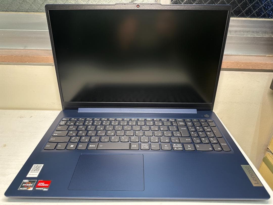 Windowsノート本体 Lenovo IdeaPad Slim 3 G8 R3 8G 512G 610M