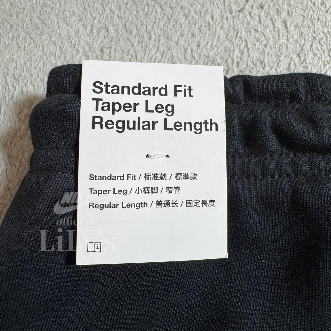 【新品未使用】NIKE上下セットアップ　2XLサイズ　黒　ブラック　ロゴ刺繍