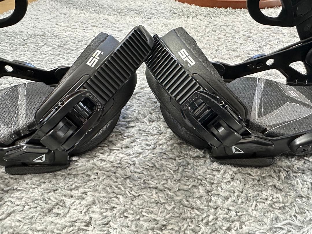 SP スノーボード バインディング ブラック　Sサイズ