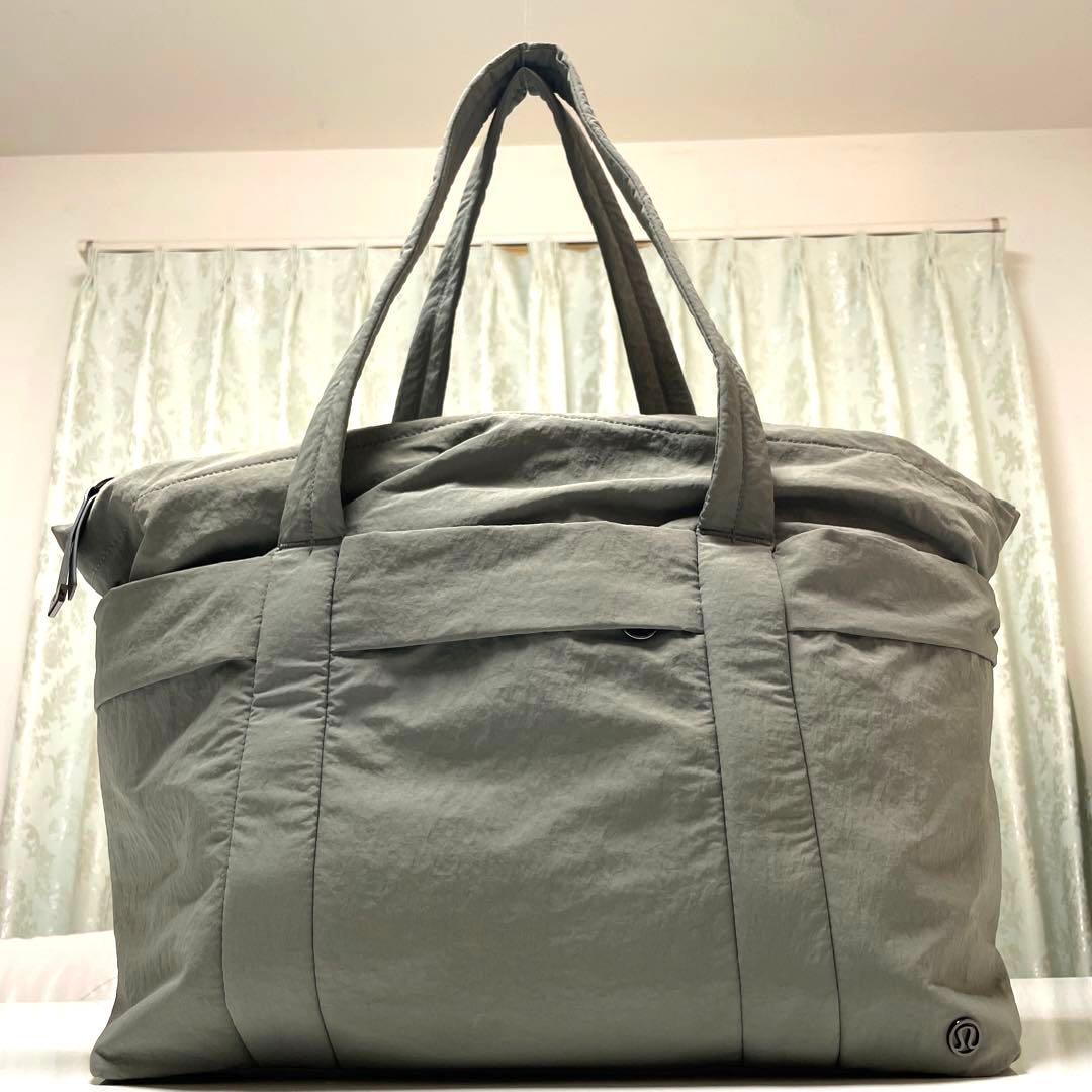 【レア商品】♡Lululemon ルルレモン　ボストンバッグ　ショルダーバッグ♡