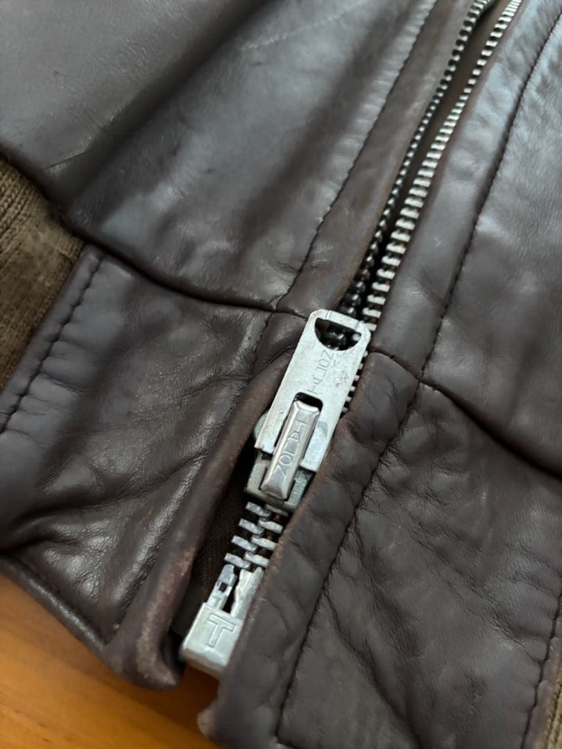 ★Schott 牛革 3L ショット(48)焦茶色