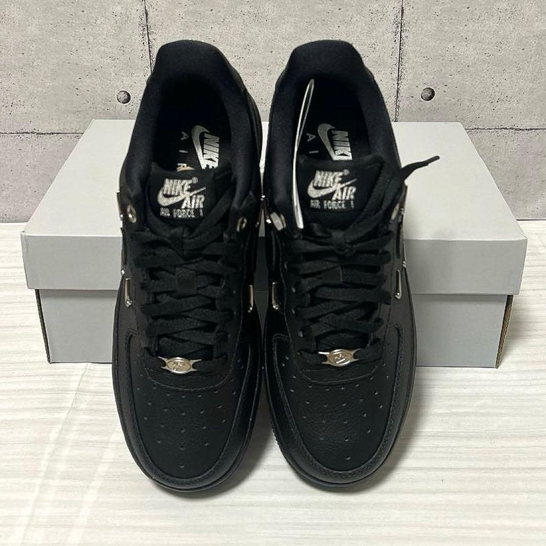 AIR FORCE 1 '07 LX エア フォース 1 ブラック　　23.5