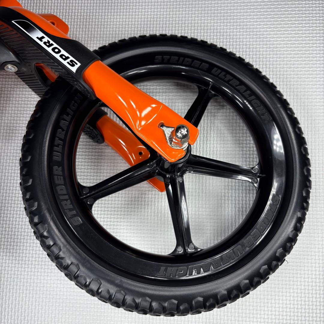 【新品級】STRIDER スポーツ バランスバイク オレンジ 12インチ