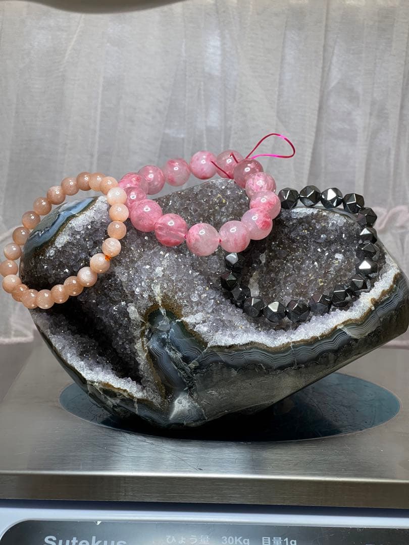 セール^_^ 天然石　原石　レッド系　アメジストクラスター 重さ2700g