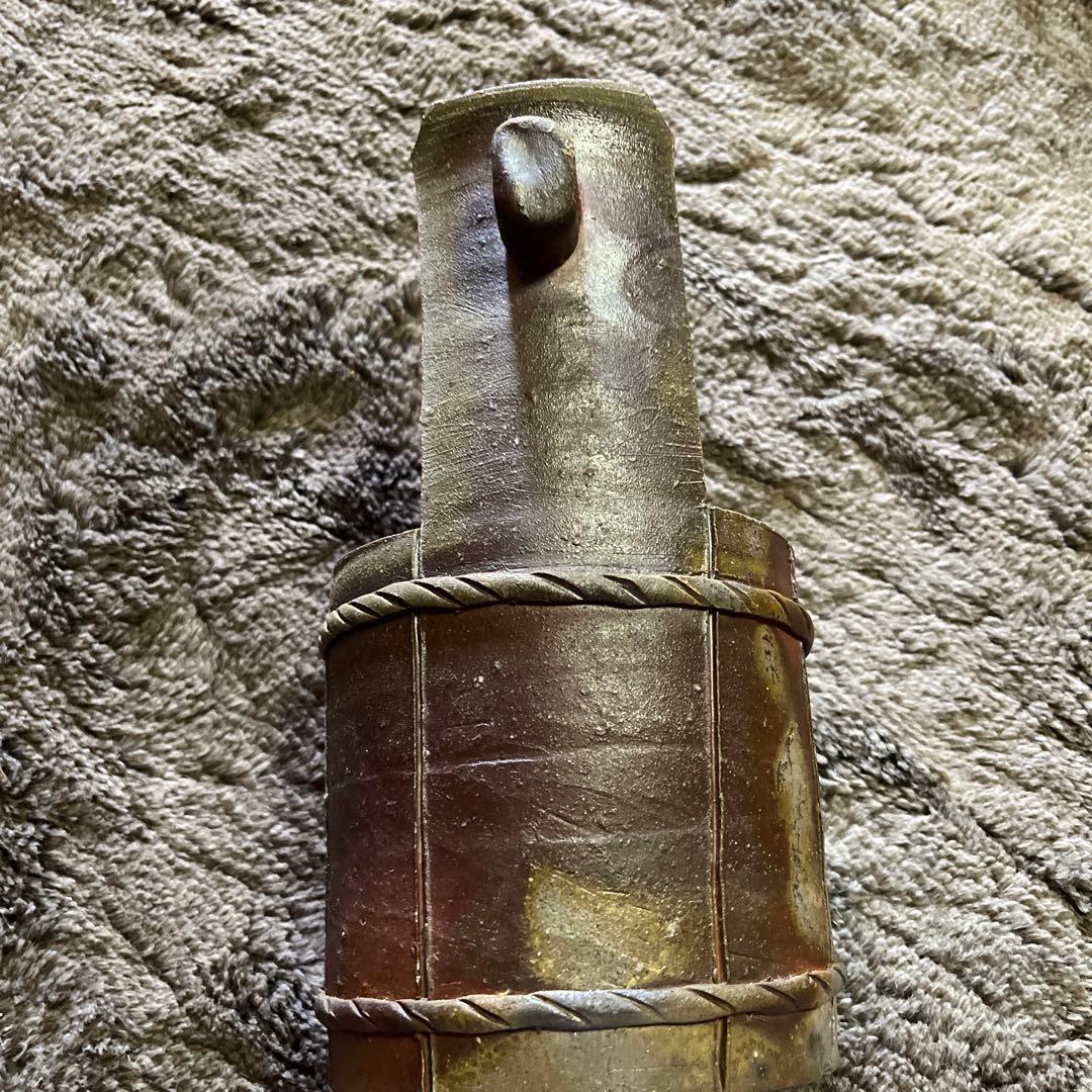 備前焼　陶器製の手桶花入　10％値下げしました