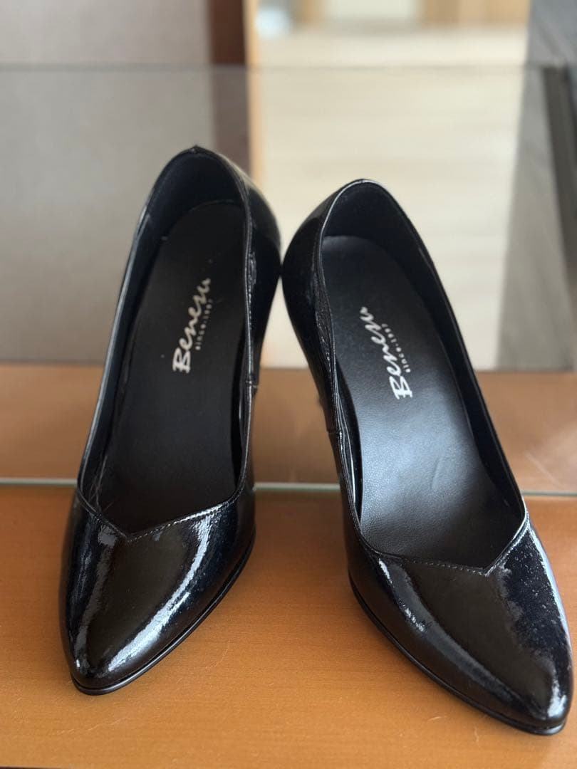 Benesu黒 牛革　ポインテッドトゥ ハイヒール 約7cm