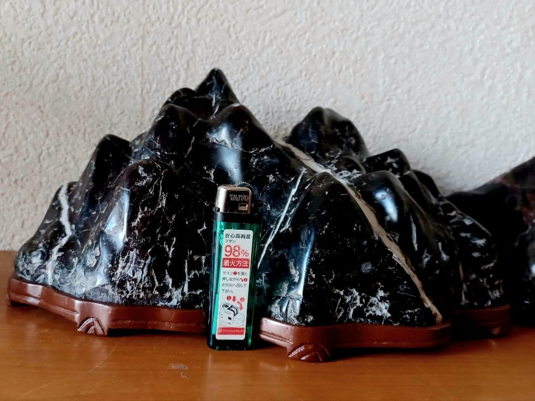 滝石　水石　盆石