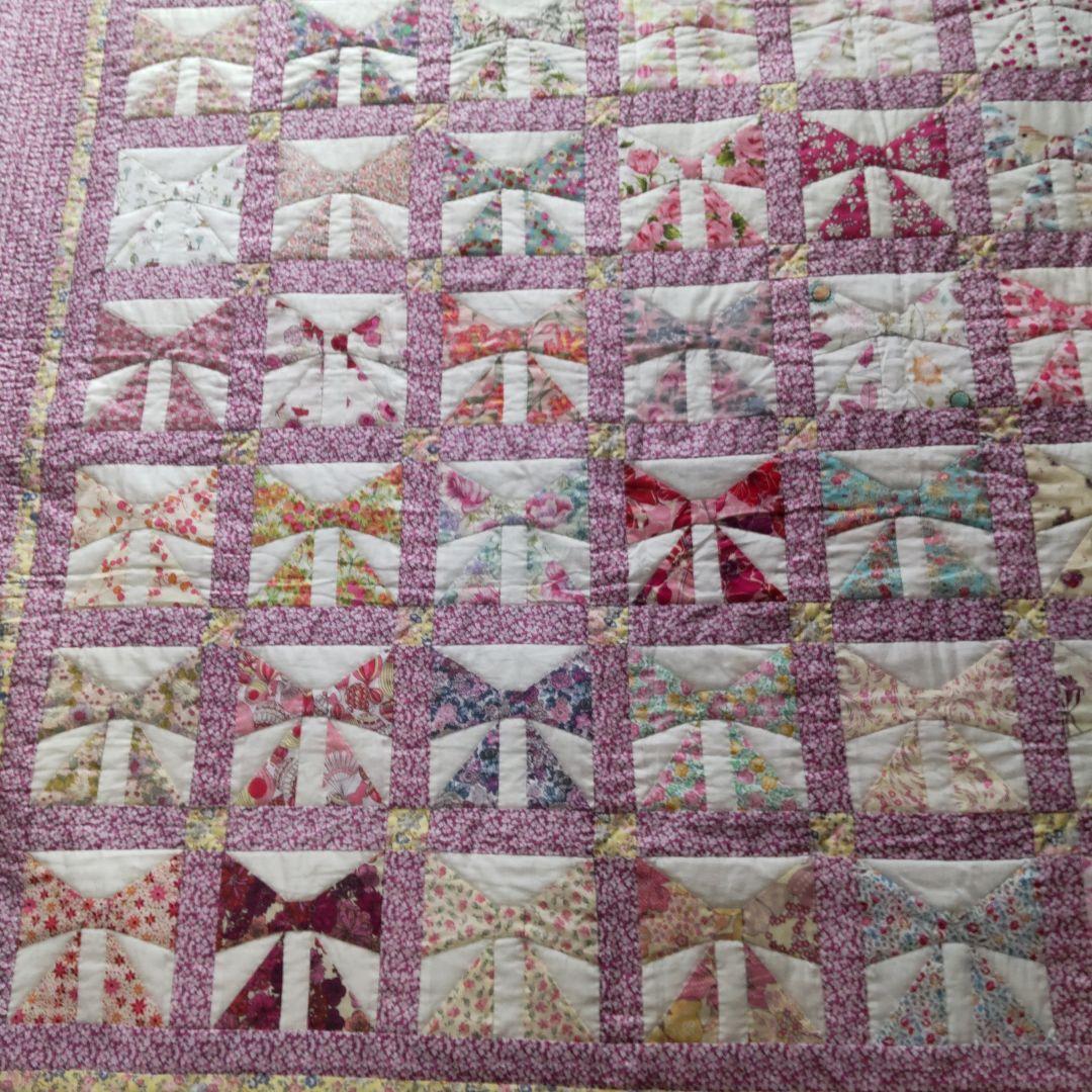 ハンドメイドリバティベッドカバー、　タペストリーリボン