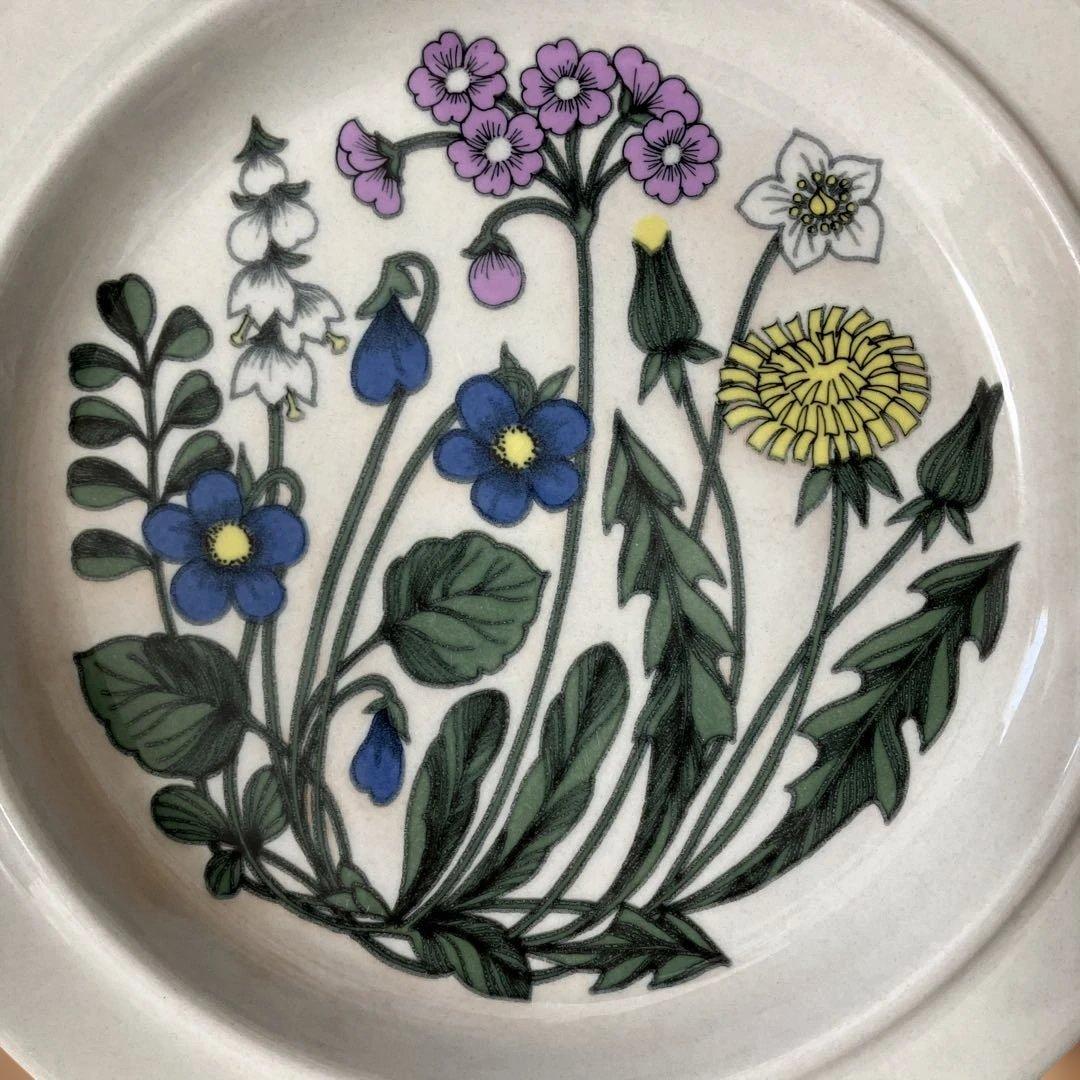 ARABIAエステリ・トムラ/Flora/フローラ24cmプレート1枚