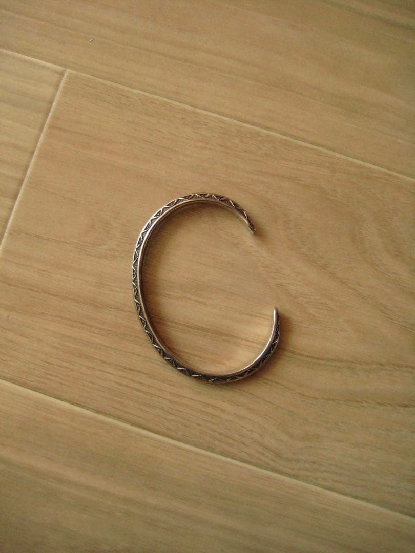 インディアンジュエリー Darrell Cadman バングル 美品