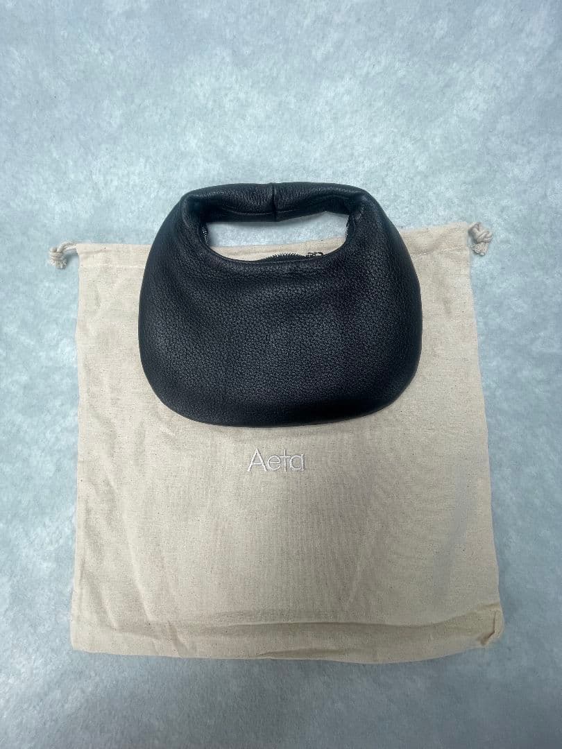 0*】様 Aeta 黒いレザー ハンドバッグ