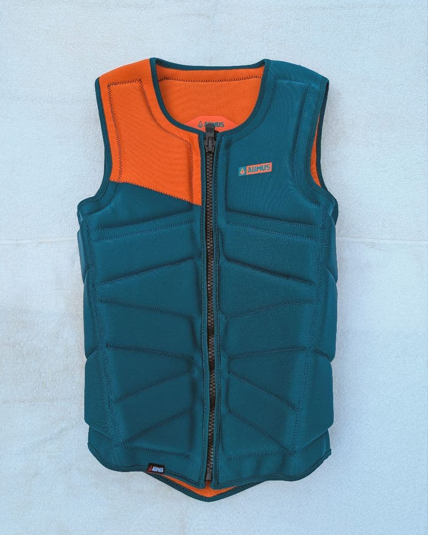 新品未使用　ライフジャケット　リバーシブル　ウェイクボード　SUP