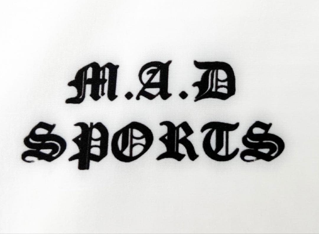 M.A.D SPORTS バンダナ柄　ボードショーツ