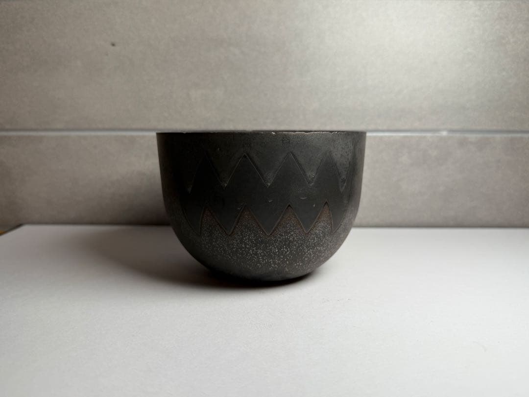 VALIEM MONSTER MOUTH ANGRY陶器鉢