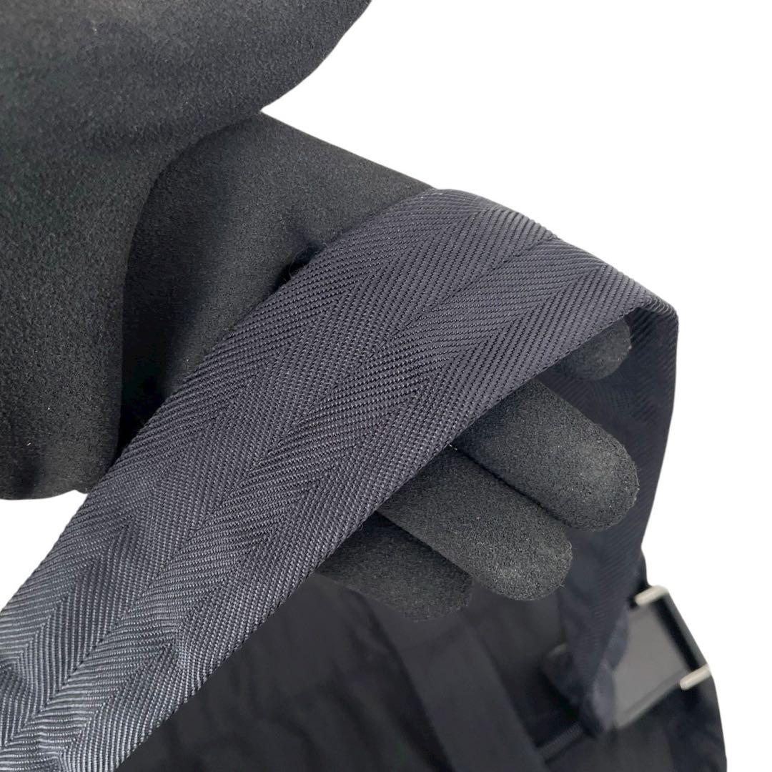極美品　プラダ　三角ロゴ　ナイロン　ボストンバッグ　2way　ブラック　5084