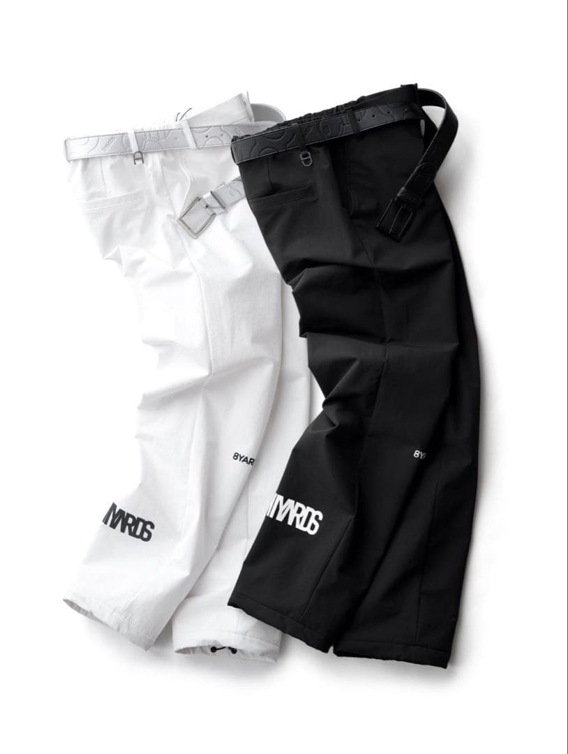 8 YARDS. ゴルフパンツ 白(サイズＬ)新品未使用 完売品