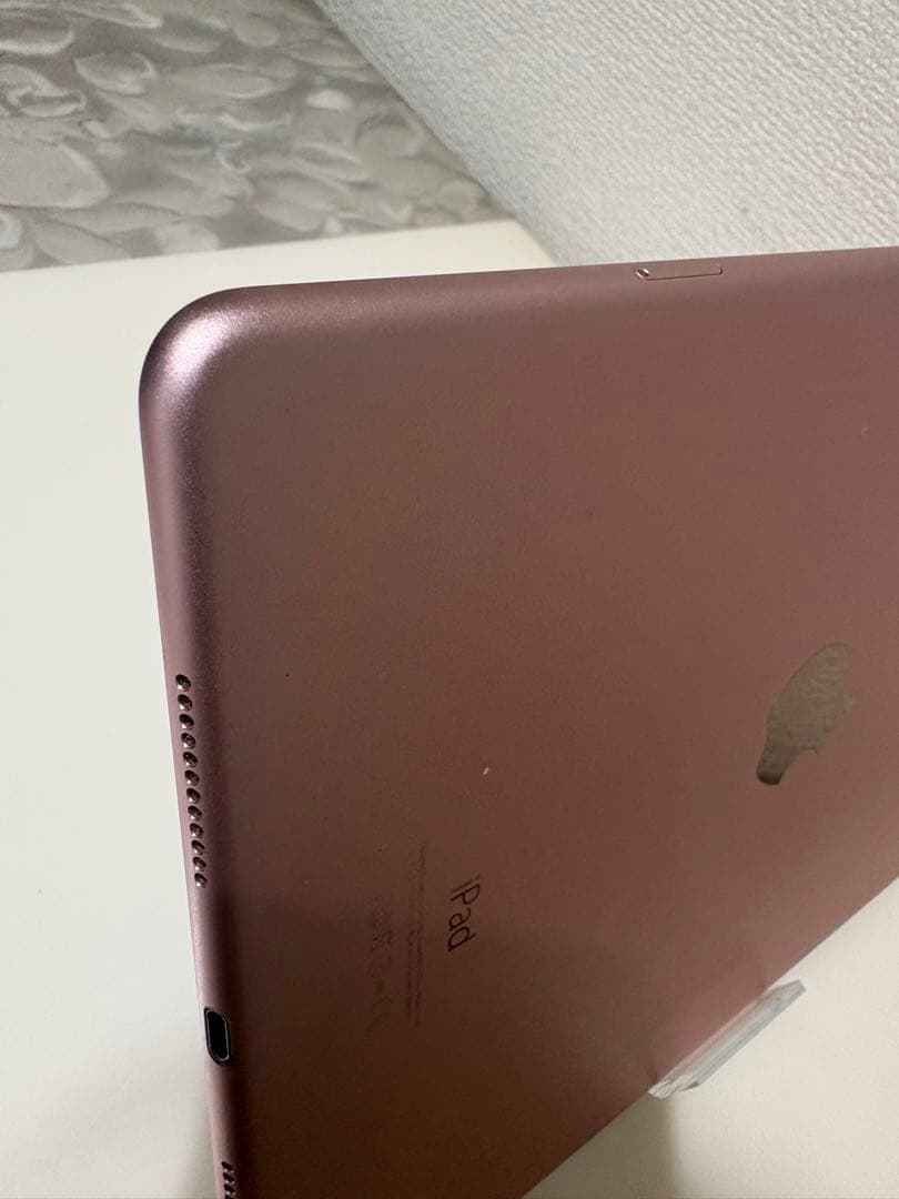 iPad Pro 9.7インチCellular 32GBローズゴールド