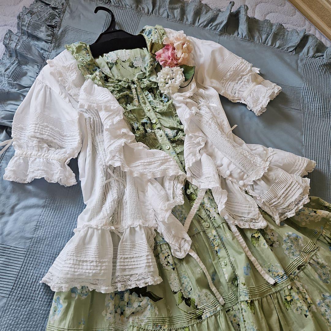 ★ピンクハウス★❤️フランスレースにサテンリボン沢山のブラウス✨白✨綿ブロード