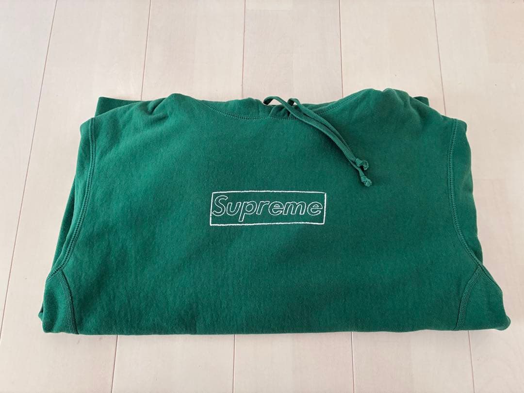 【新品・定価以下】Supreme KAWS Chalk Logo Hooded