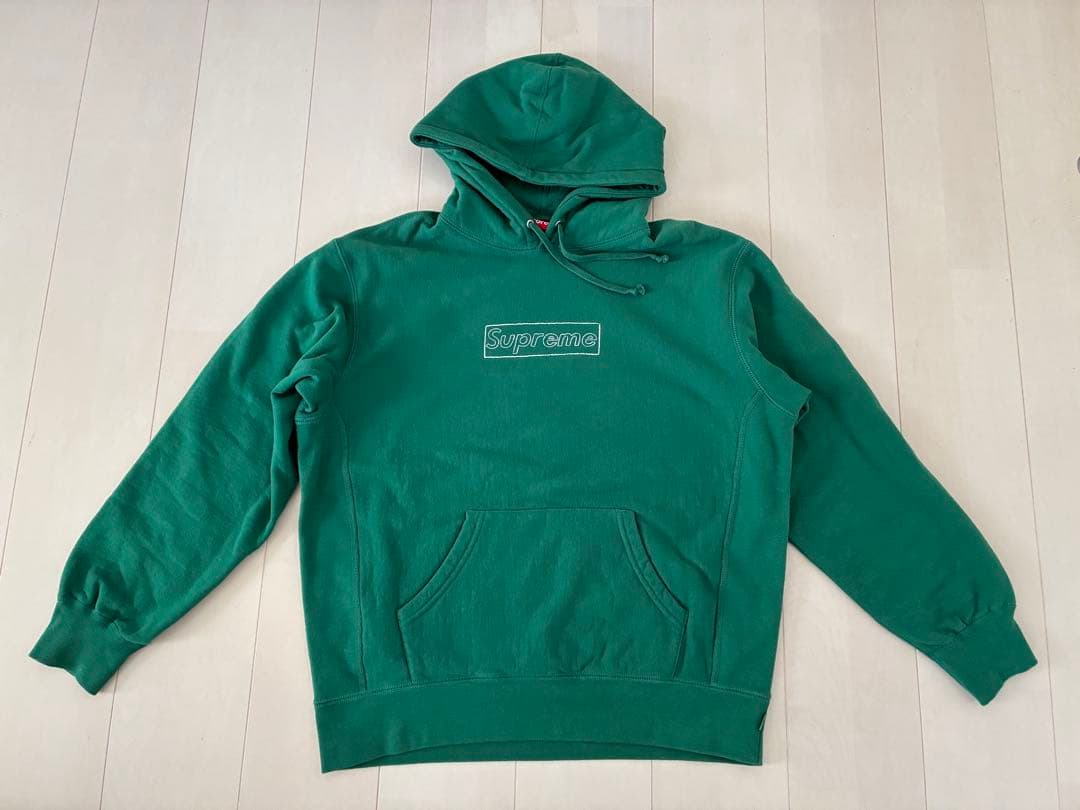 【新品・定価以下】Supreme KAWS Chalk Logo Hooded