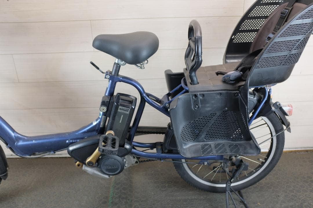 M*j様 電動自転車ヤマハPAS　KISS　20インチ　3段　8.7Ah充電器あ