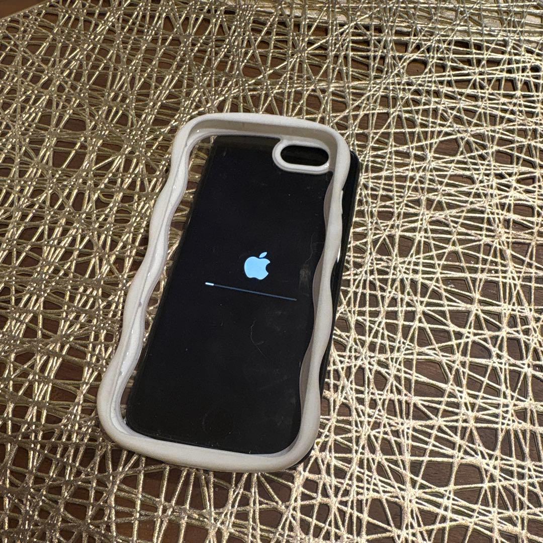 iPhone 7 ブラック ケース付き