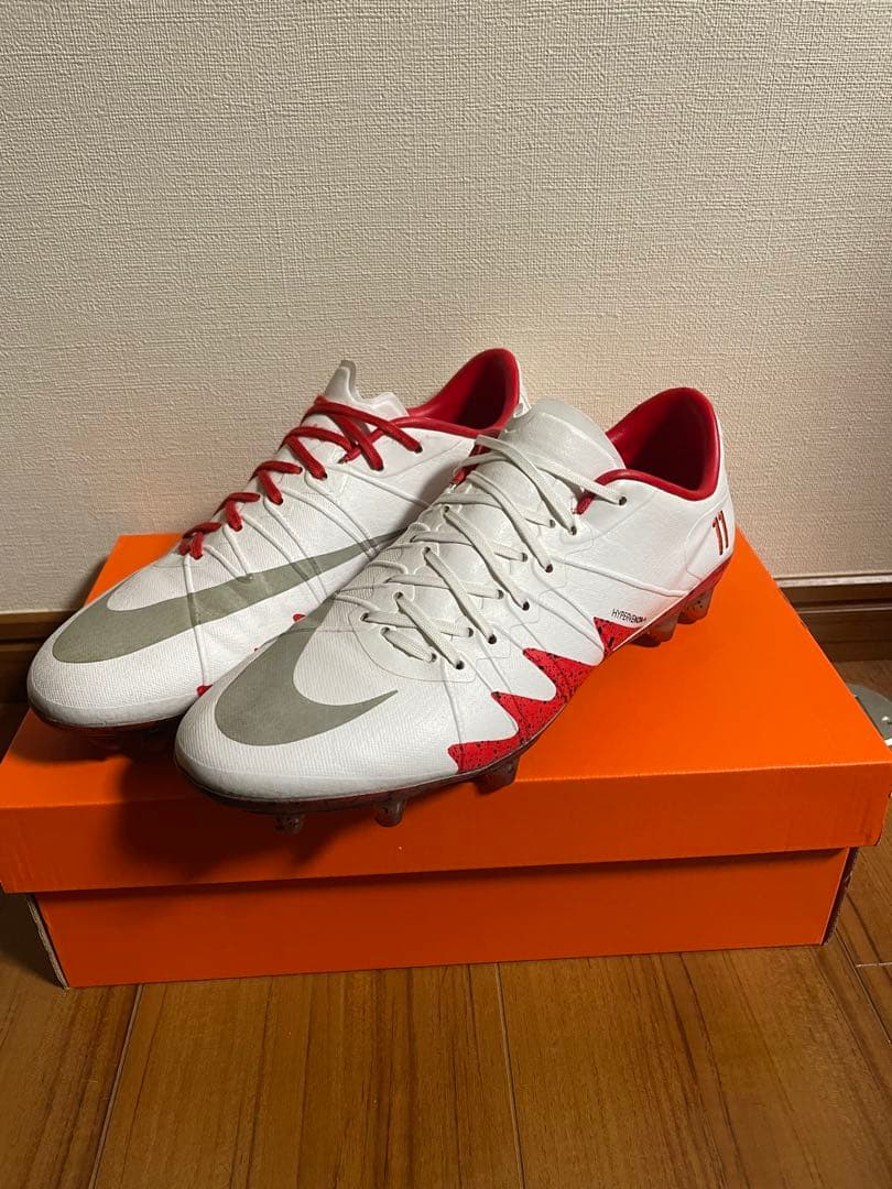 NIKE ハイパーヴェノム　ネイマール×ジョーダンコラボ　FG 26cm
