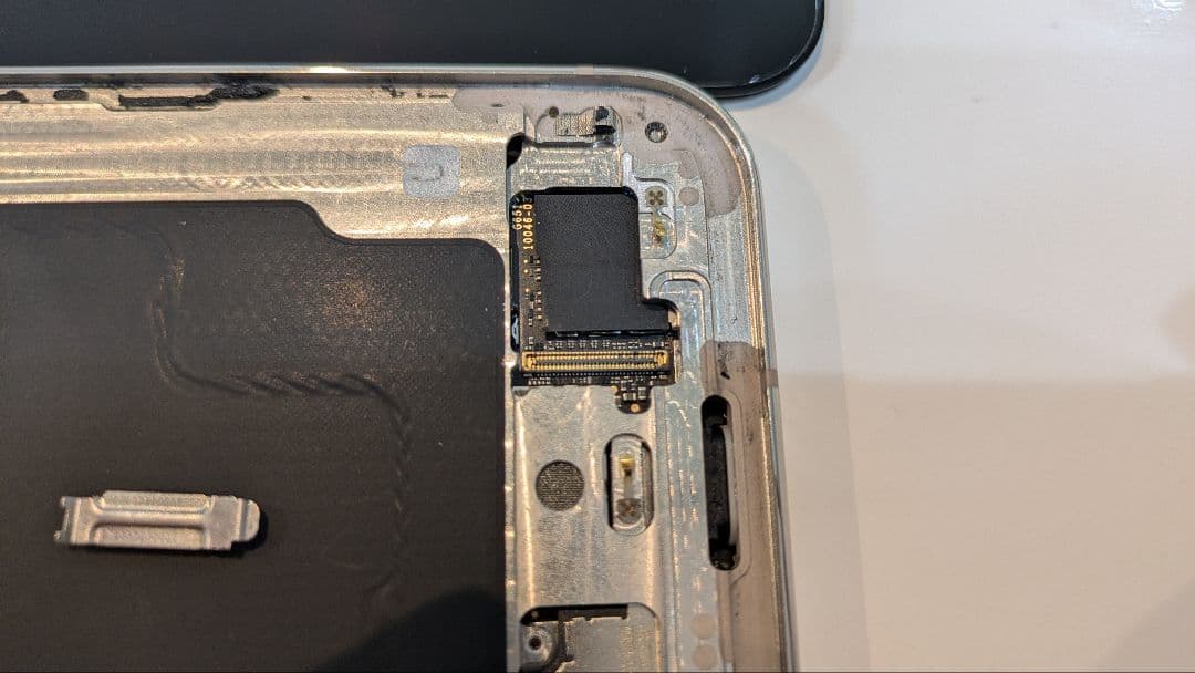 yoshi　ジャンク品　Pixel 9 pro XL