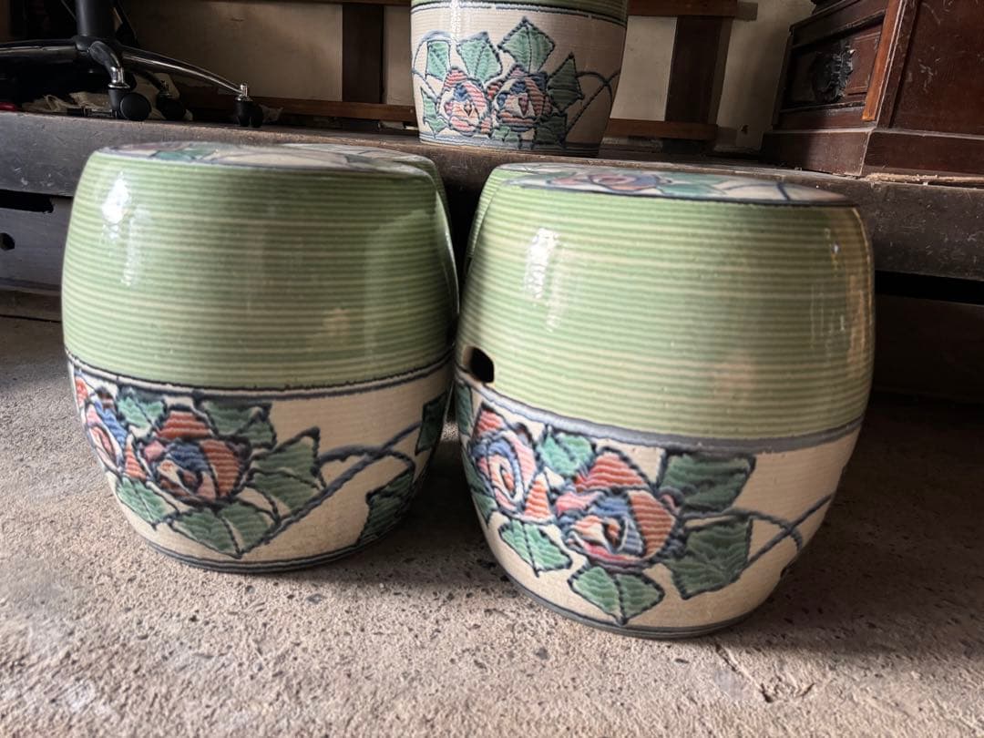 【ゆでたまご】陶器製 ガーデンテーブル×1 椅子×4