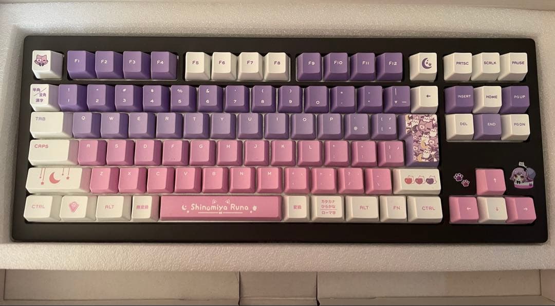 【新品未使用】VSPO!GEAR ゲーミングキーボード 紫宮るな EDITION