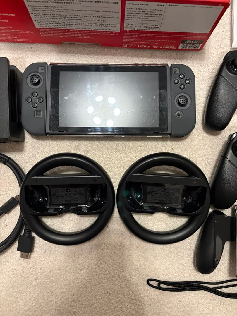 Switch本体グレー JoyConハンドル&コントローラー2つ&スタンド等付属