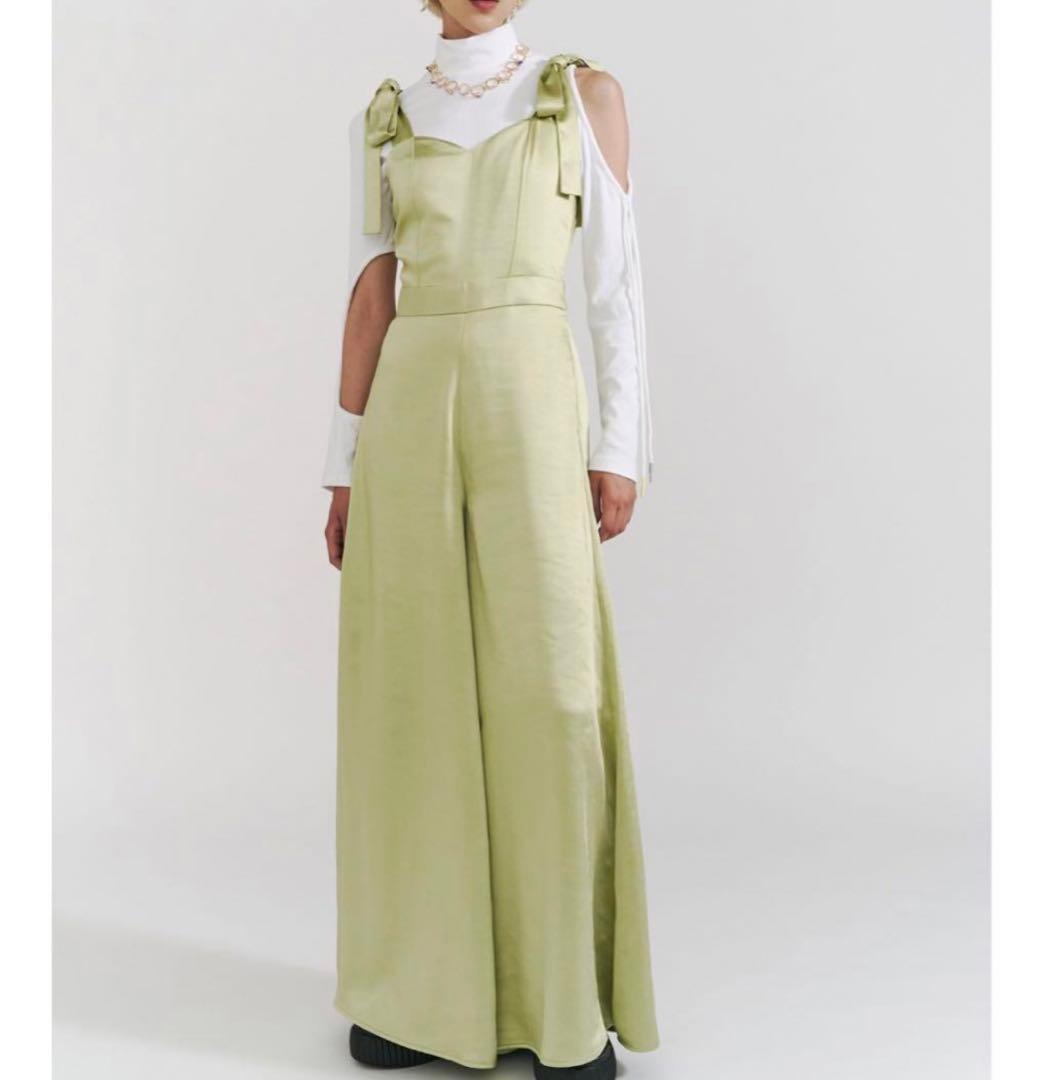 PAMEO POSE サテンジャンプスーツ