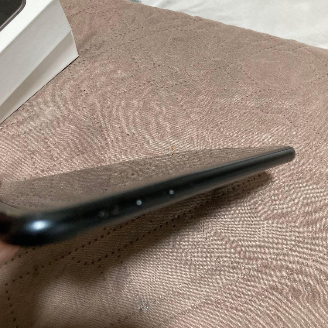 Apple iPhone SE (第2世代) 64GB ブラック 本体