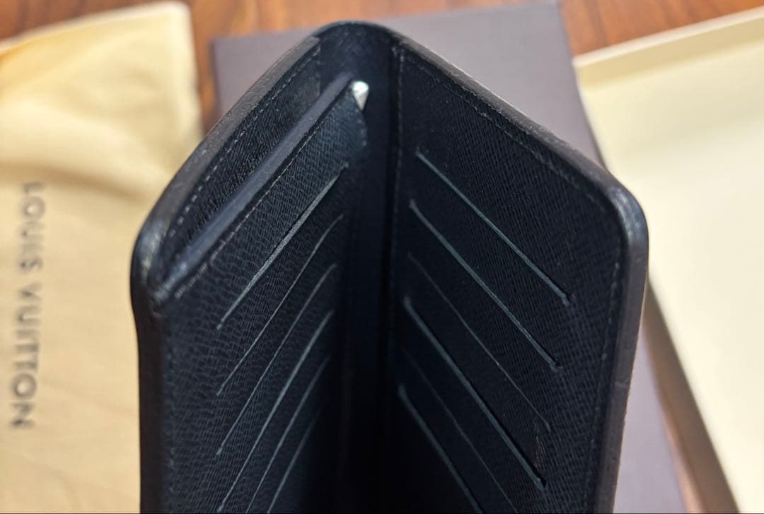 LOUIS VUITTON 長財布 エピ レザー　美品