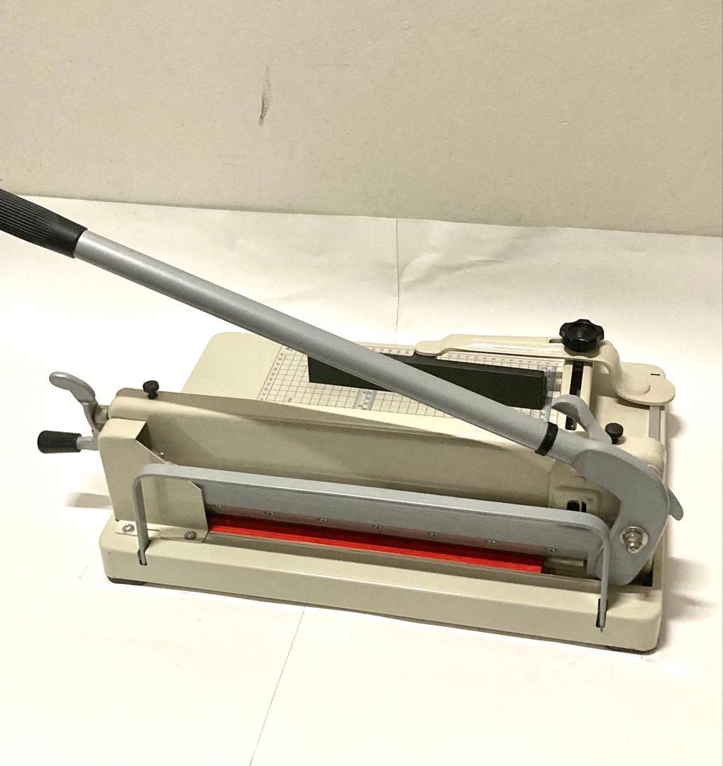 裁断機　替刃&受け木が新品です！