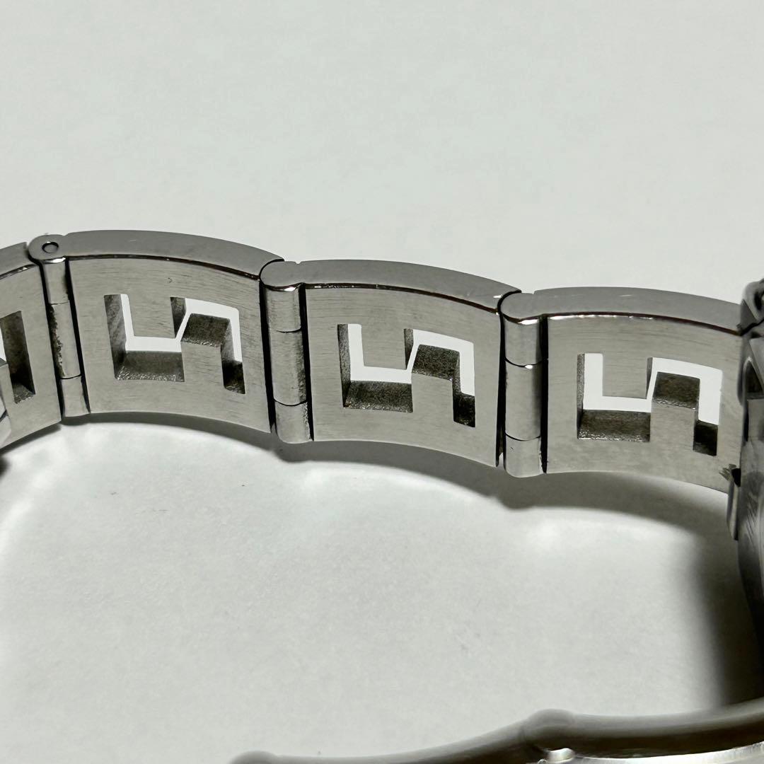 稼働/新品電池 FENDI フェンディ ズッカ クアドロ オロロジ 腕時計