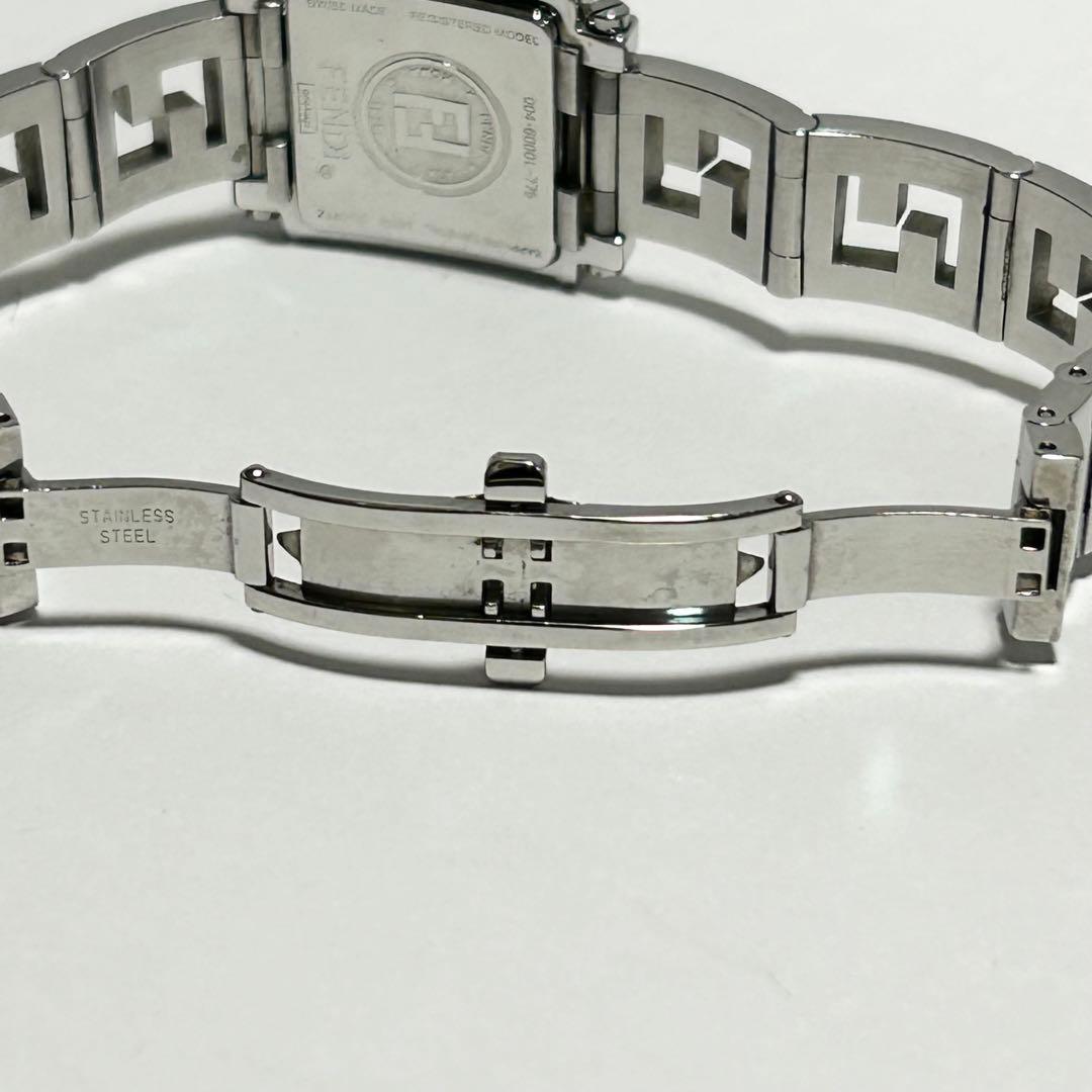 稼働/新品電池 FENDI フェンディ ズッカ クアドロ オロロジ 腕時計