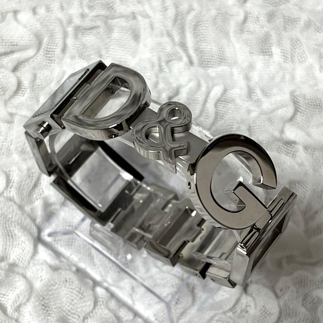 動作品　腕時計　D&G TIME　ドルチェ＆ガッバーナ　スクエア　ブレスレット