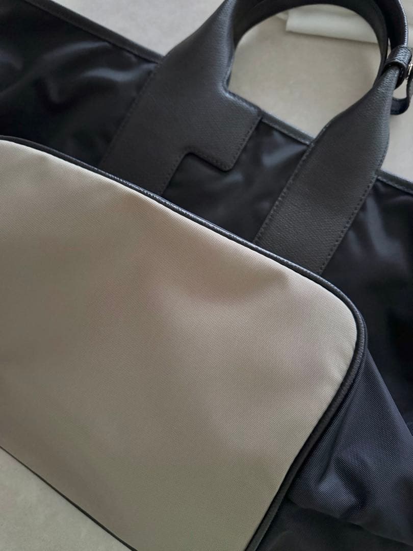 FURLA PIUMA フルラ ナイロン トートバッグ L ブラック