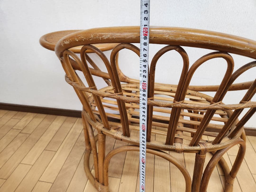 ラタン サイドテーブル付きカーブチェア