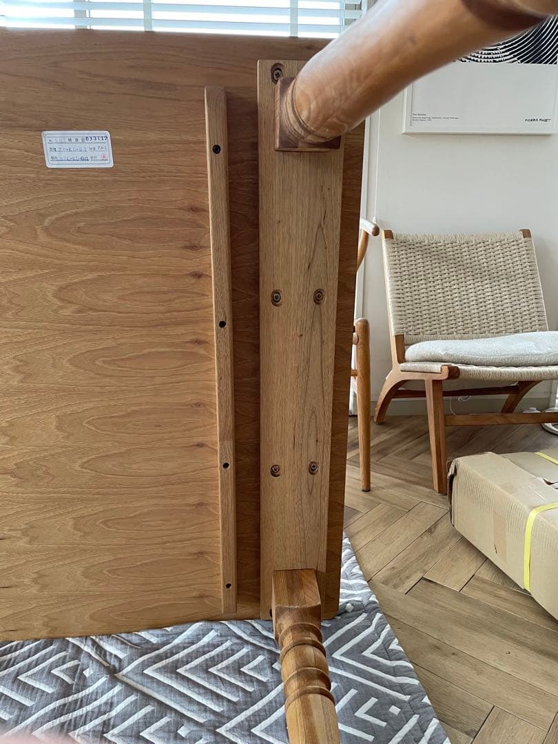 【R様御検討中】 クルミ無垢材　ダイニングテーブル　北欧　ろくろ足　ターンレッグ