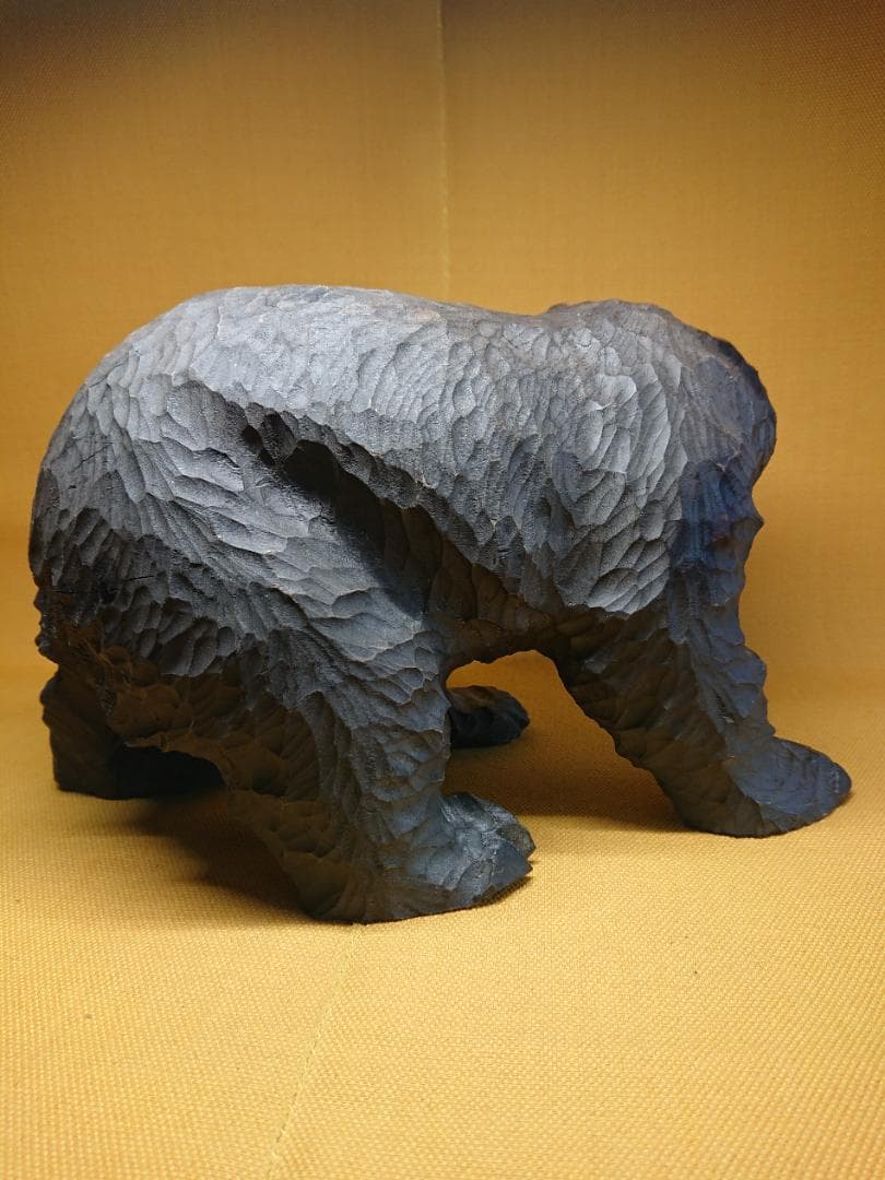 くま　熊　木彫　オブジェ　置物　インテリア　工芸品　美術品　A1034
